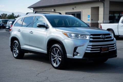 2019 Toyota Highlander for sale at REVOLUTIONARY AUTO in Lindon UT