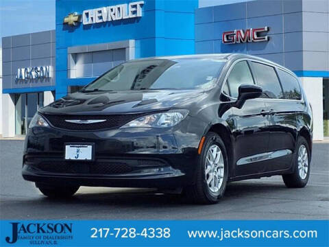 2022 Chrysler Voyager LX