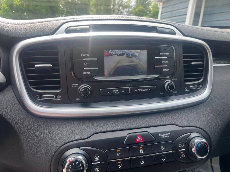 2016 Kia Sorento LX