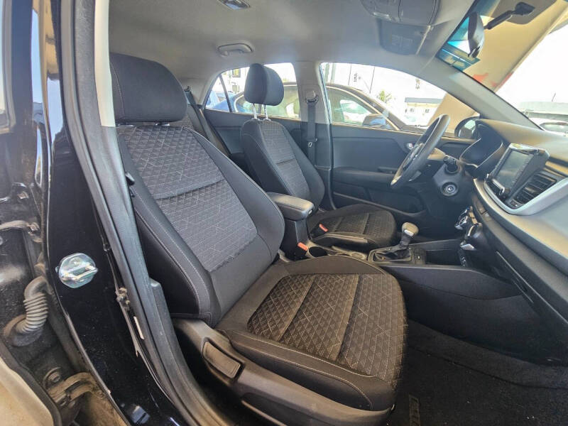 2019 Kia Rio 5-Door S