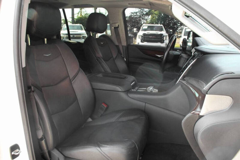 2020 Cadillac Escalade ESV Luxury