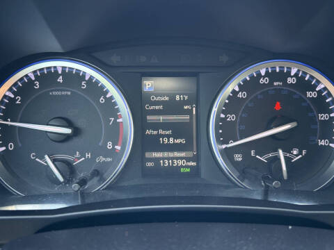 2017 Toyota Highlander SE