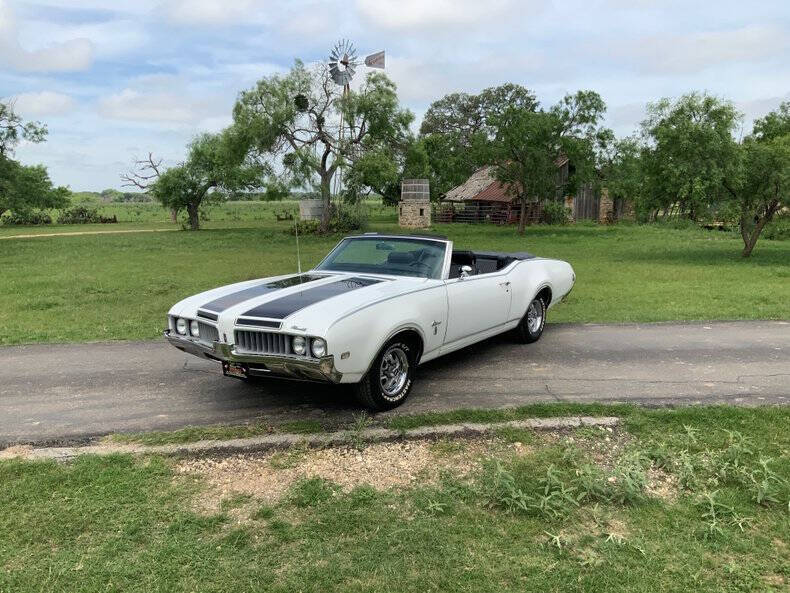 1969 Oldsmobile Cutlass