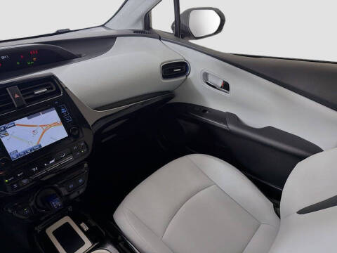 2017 Toyota Prius Three Touring