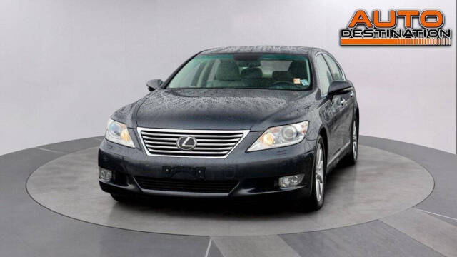 2011 Lexus LS 460 for sale at Auto Destination in Puyallup, WA