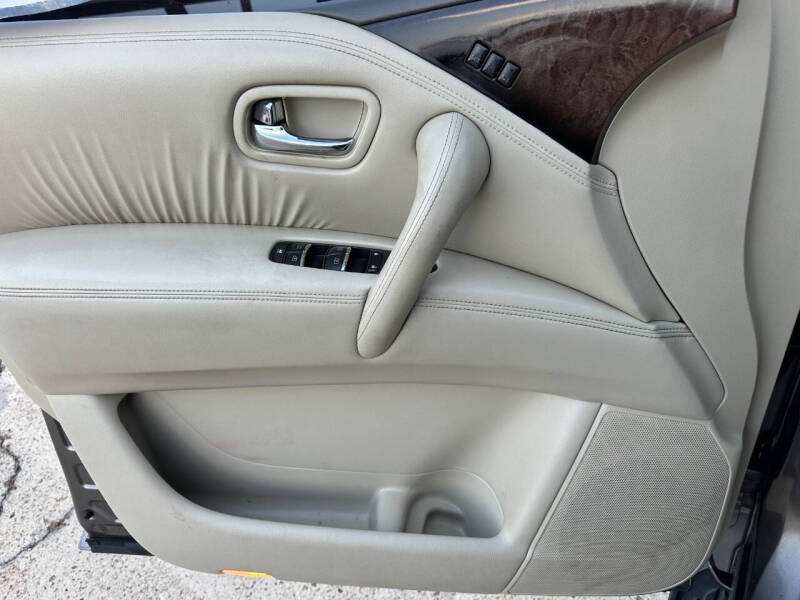 2014 Infiniti QX80