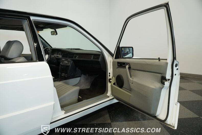 1989 Mercedes-Benz 190-Class 190 E 2.6