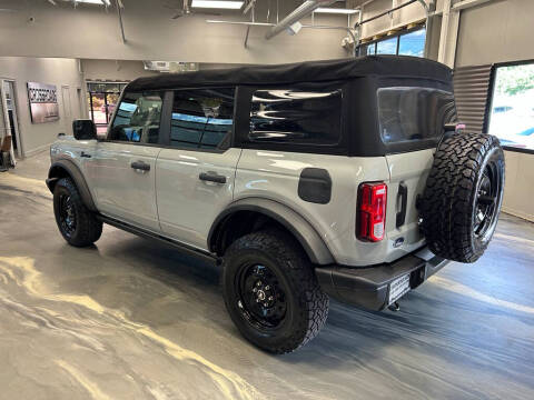 2022 Ford Bronco Black Diamond