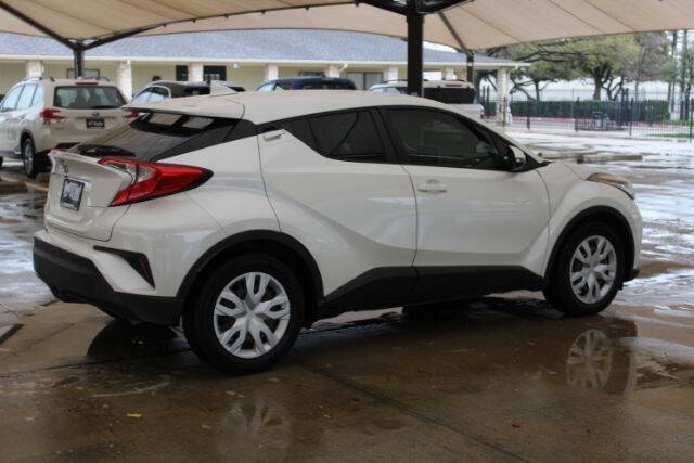 2020 Toyota C-HR LE