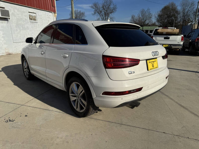 2017 Audi Q3 2.0T Premium Plus