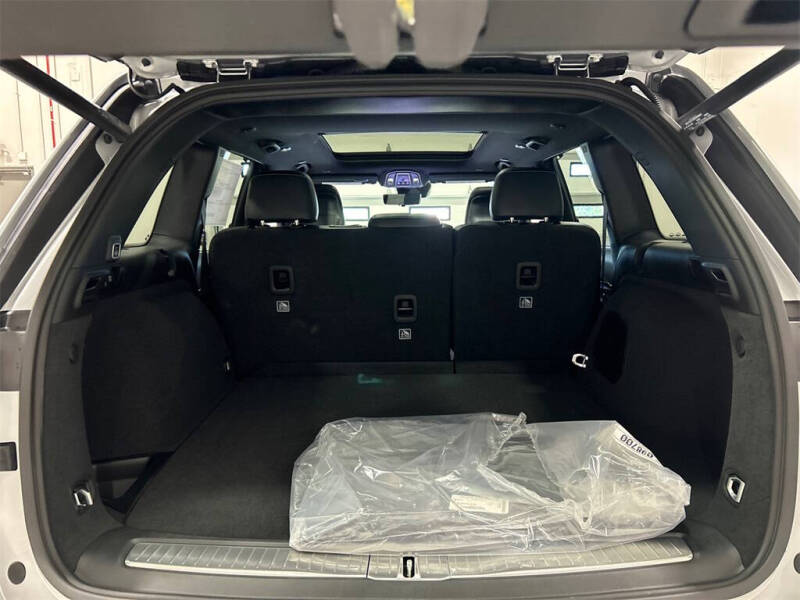 2025 Jeep Grand Cherokee Overland