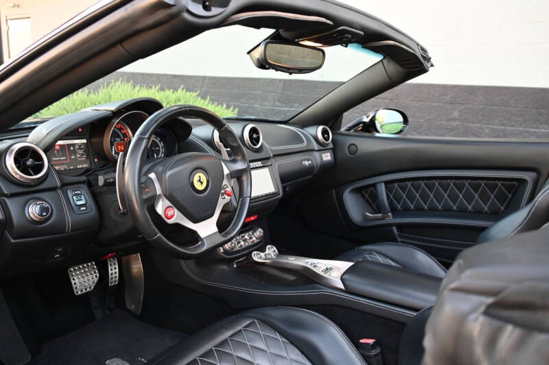 2010 Ferrari California