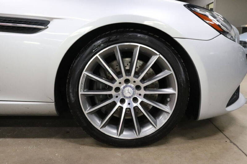 2017 Mercedes-Benz SLC SLC 300