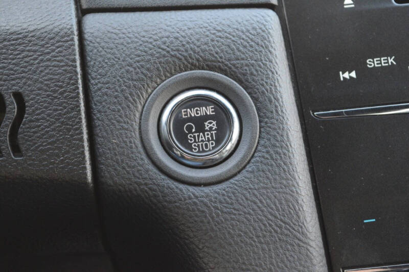 2016 Ford Taurus SEL