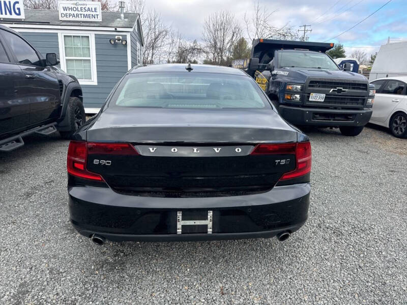 2018 Volvo S90 T5 Momentum