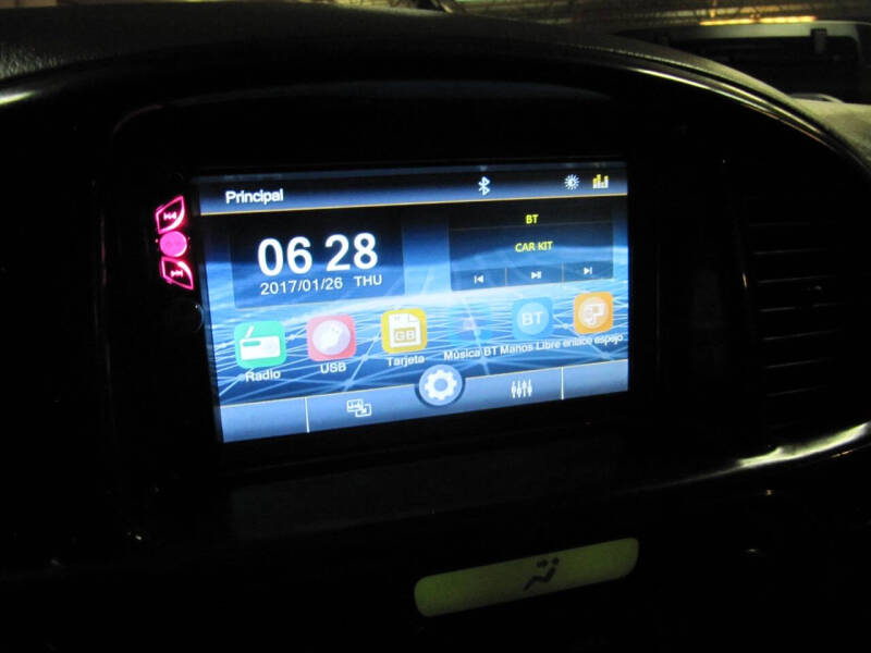 2002 Toyota Sequoia SR5