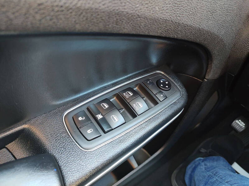 2020 Chrysler 300 Touring