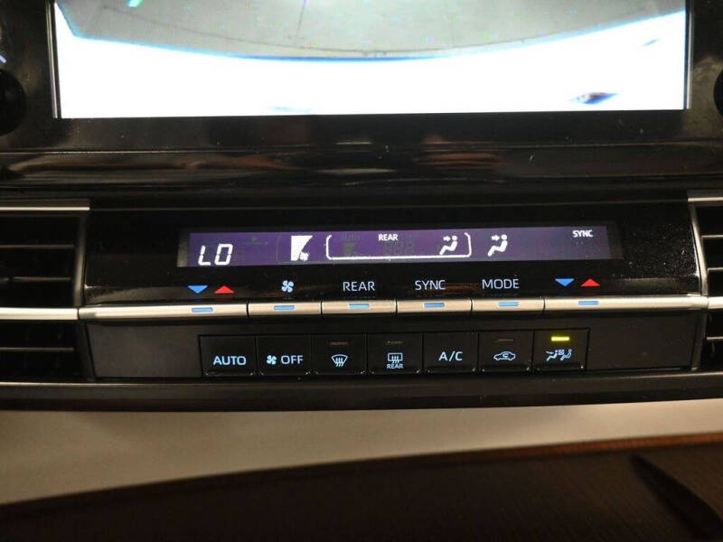 2021 Toyota Sienna LE 8-Passenger