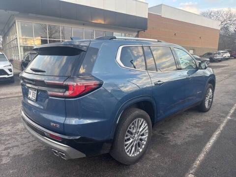 2024 GMC Acadia Denali