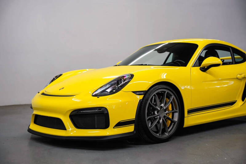 2016 Porsche Cayman GT4