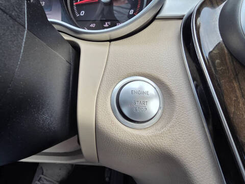 2016 Mercedes-Benz C-Class