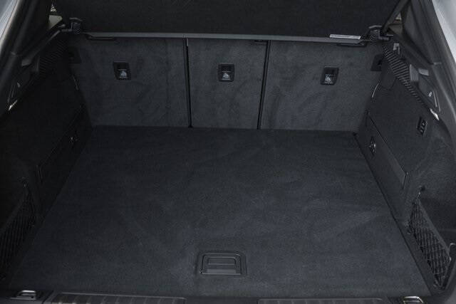 2025 Porsche Macan 4 Electric