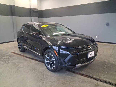 2025 Chevrolet Equinox EV LT