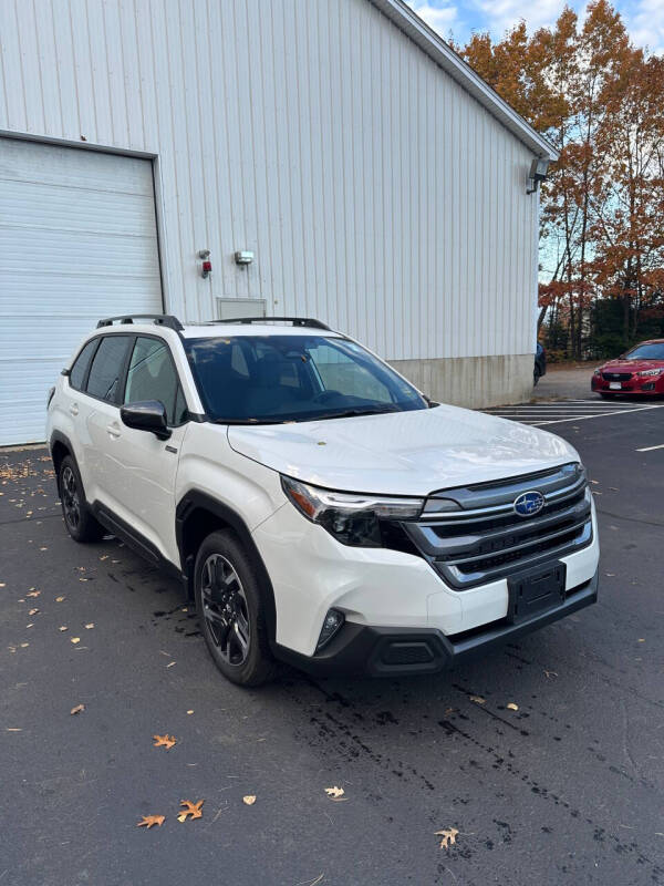 2025 Subaru Forester Premium Hybrid