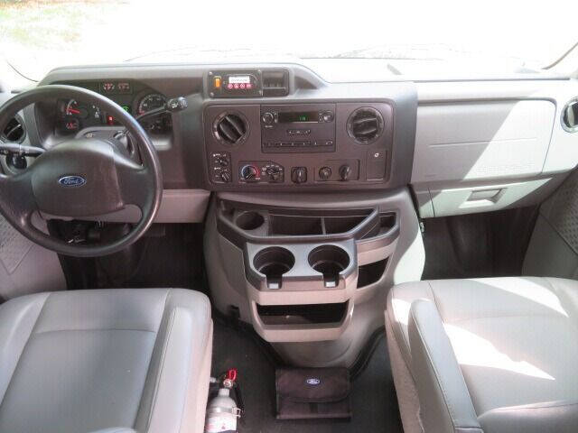 2013 Ford E-Series E-250