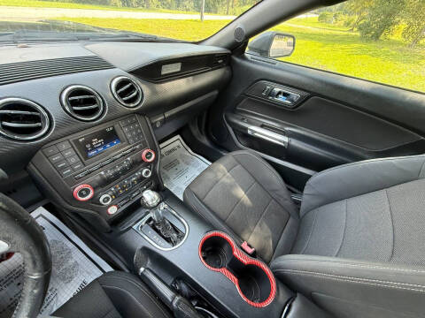 2016 Ford Mustang V6