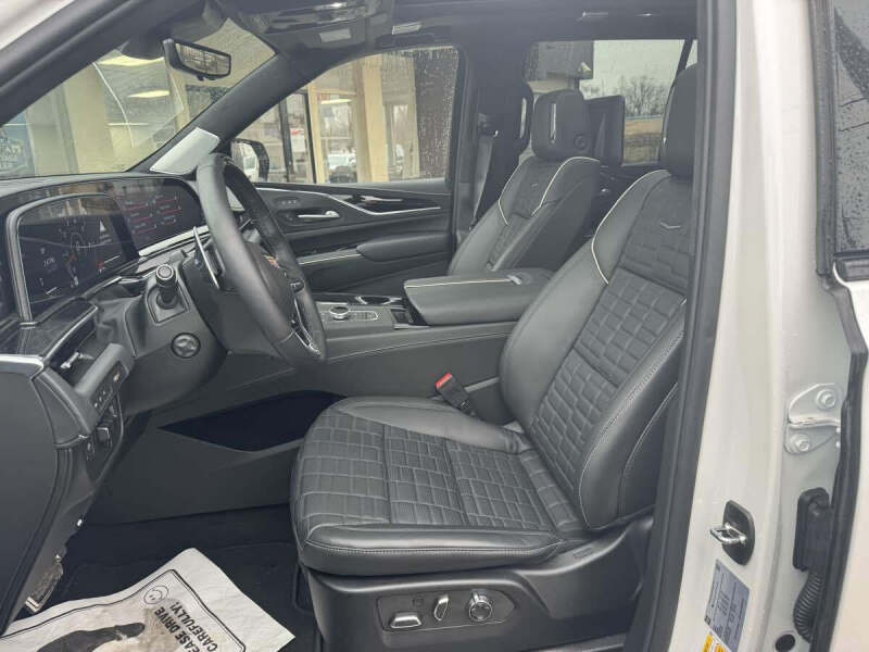 2023 Cadillac Escalade-V