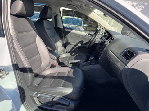 2018 Volkswagen Jetta
