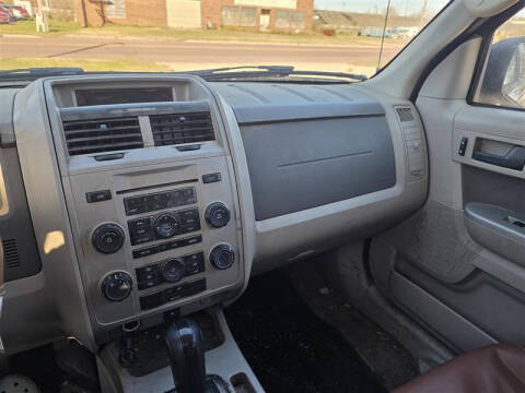 2010 Ford Escape XLT