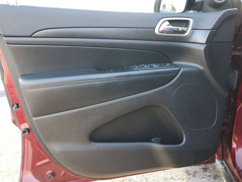 2017 Jeep Grand Cherokee Laredo