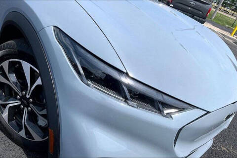 2025 Ford Mustang Mach-E Select