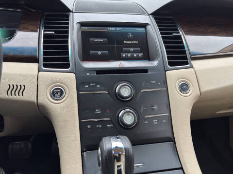 2015 Ford Taurus Limited