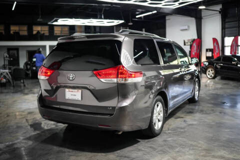 2013 Toyota Sienna