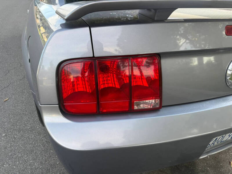 2006 Ford Mustang