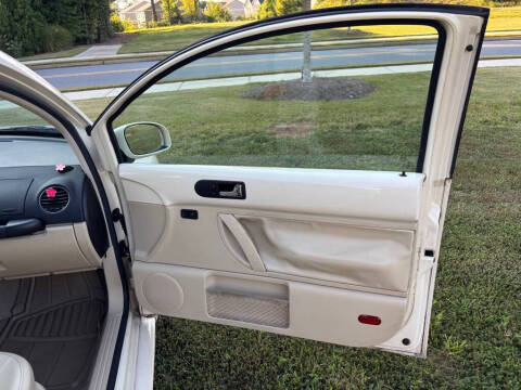 2009 Volkswagen New Beetle Base PZEV