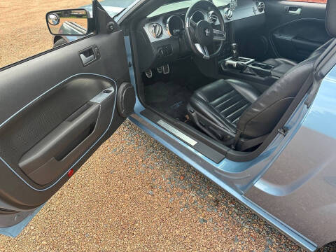 2005 Ford Mustang GT Premium