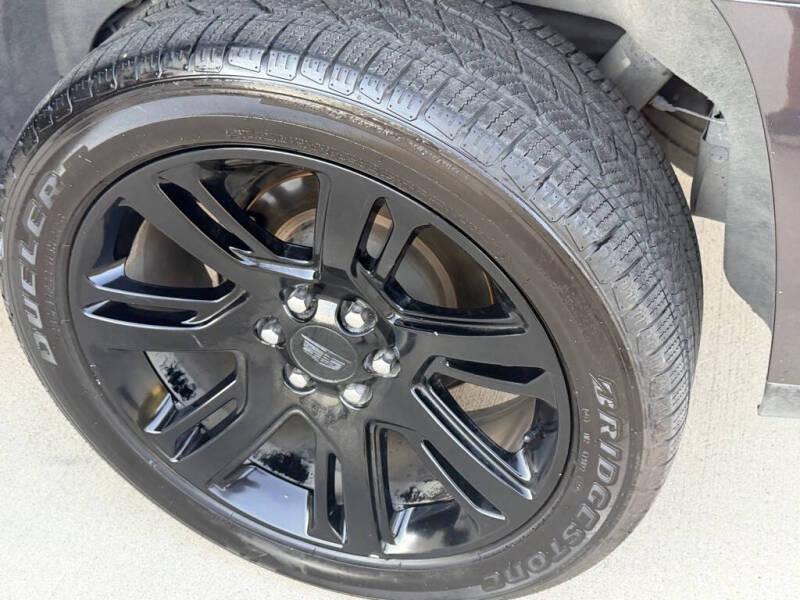 2017 Cadillac Escalade Luxury