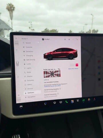 2026 Tesla Model X Plaid