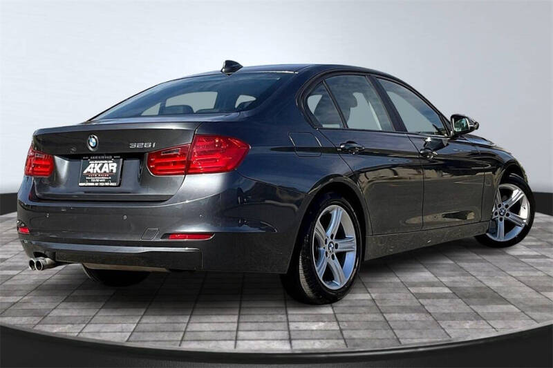 2014 BMW 3 Series 328i