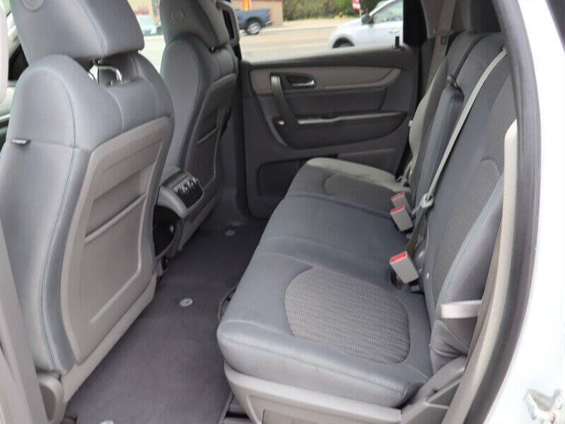 2017 Chevrolet Traverse LS