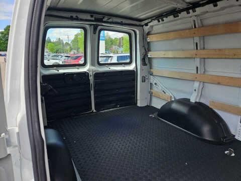 2024 GMC Savana 2500