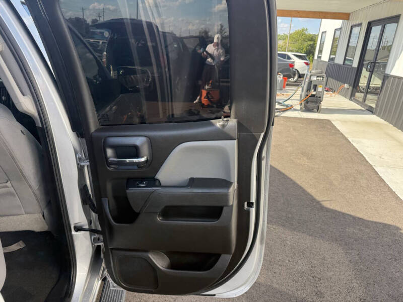 2016 Chevrolet Silverado 1500 Custom