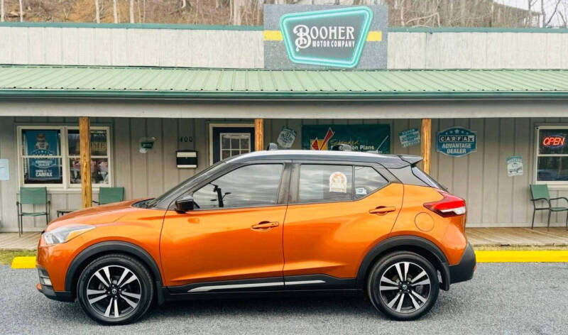 2020 Nissan Kicks SR