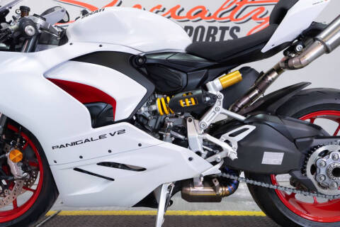 2022 Ducati Panigale V2