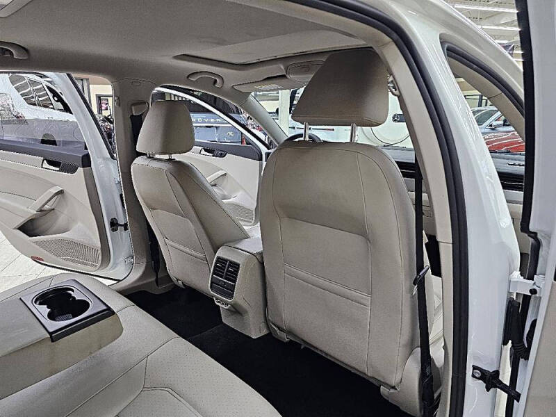 2021 Volkswagen Passat SE