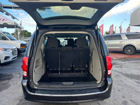 2015 Dodge Grand Caravan American Value Package